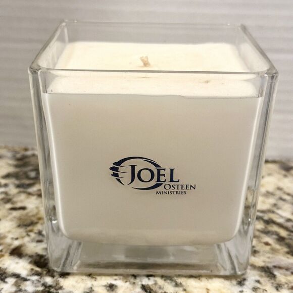 Joel Osteen Candle Square Glass Put your hope in the Lord Psalm 31:24 White 4x4" - Picture 1 of 6
